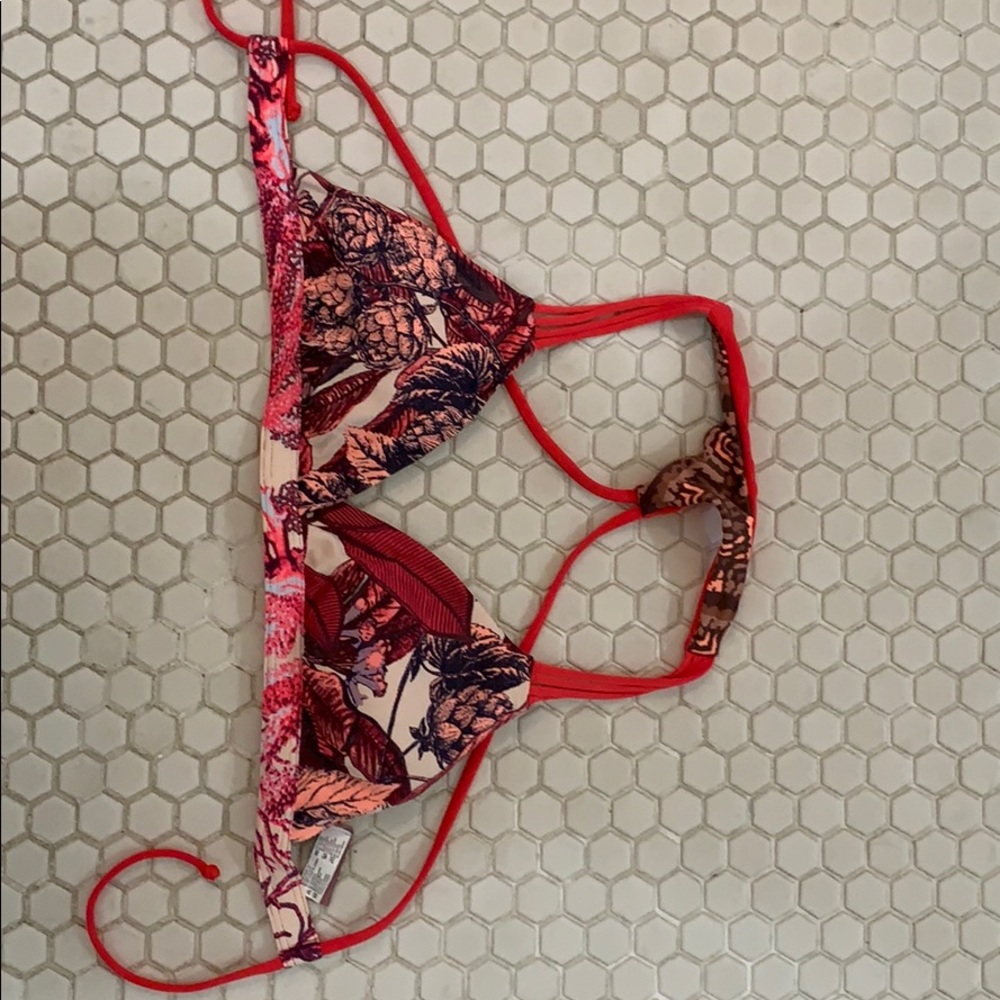 maaji swim top!!